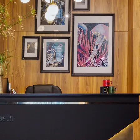 ベスト ウェスタン グラスラン 3* ナント