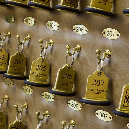 ベスト ウェスタン グラスラン ナント