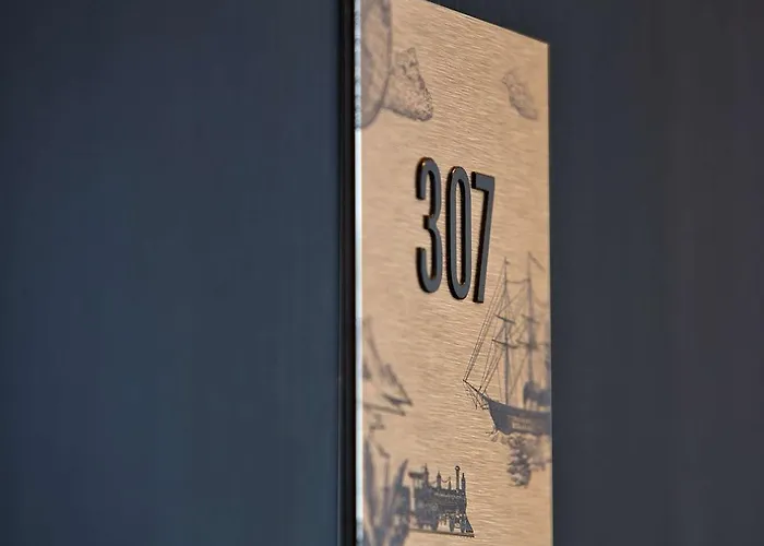 Western Graslin Nantes